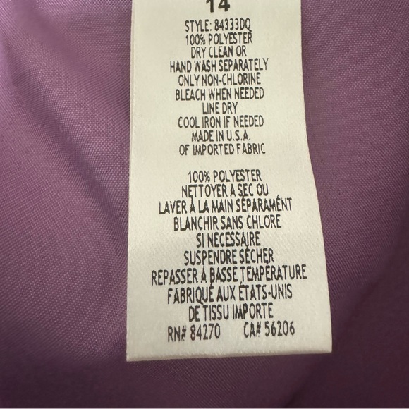 David’s bridal one shoulder dress with pleated bodice Color purple/plum Size 14. - Picture 3 of 9